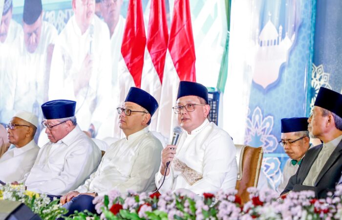 Jelang Tahun Baru 2025, Pj. Gubernur Jatim Gelar Dzikir, Sholawatan dan Doa Bersama di Masjid Al Akbar Surabaya